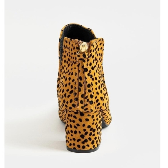 NIB Qupid Joann Low Cut Ankle Boots Leopard 8.5 - Picture 2 of 13